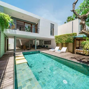 Rio - Contemporary 2br In Downtown Villa